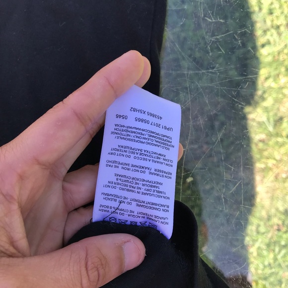 Gucci shirt common sense is not that common - Picture 3 of 3